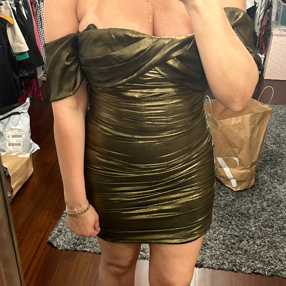 House of CB Ilaria Chiffon Dress - Picture 11 of 13